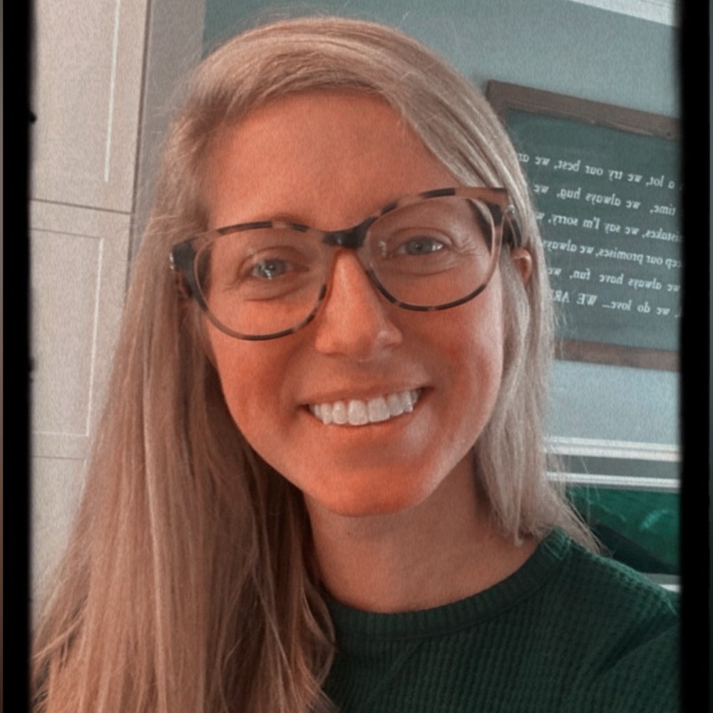 Meet your Posher, Cati